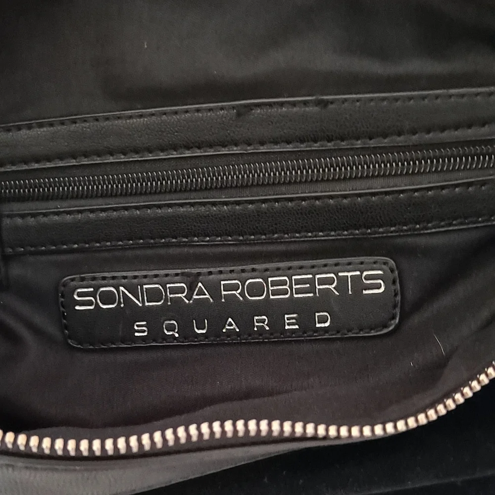 Sondra Roberts Squared BlackPebbled Vegan Leather Tote/Purse Handbag Sz Large.